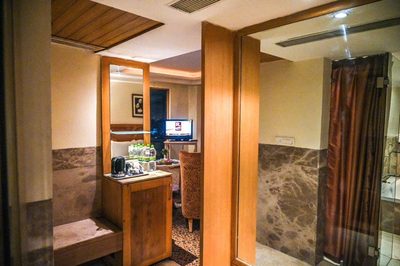 Katriya Hotel And Tower Hyderabad Eksteriør billede