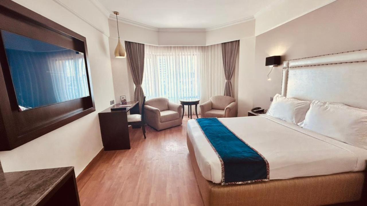 Katriya Hotel And Tower Hyderabad Eksteriør billede