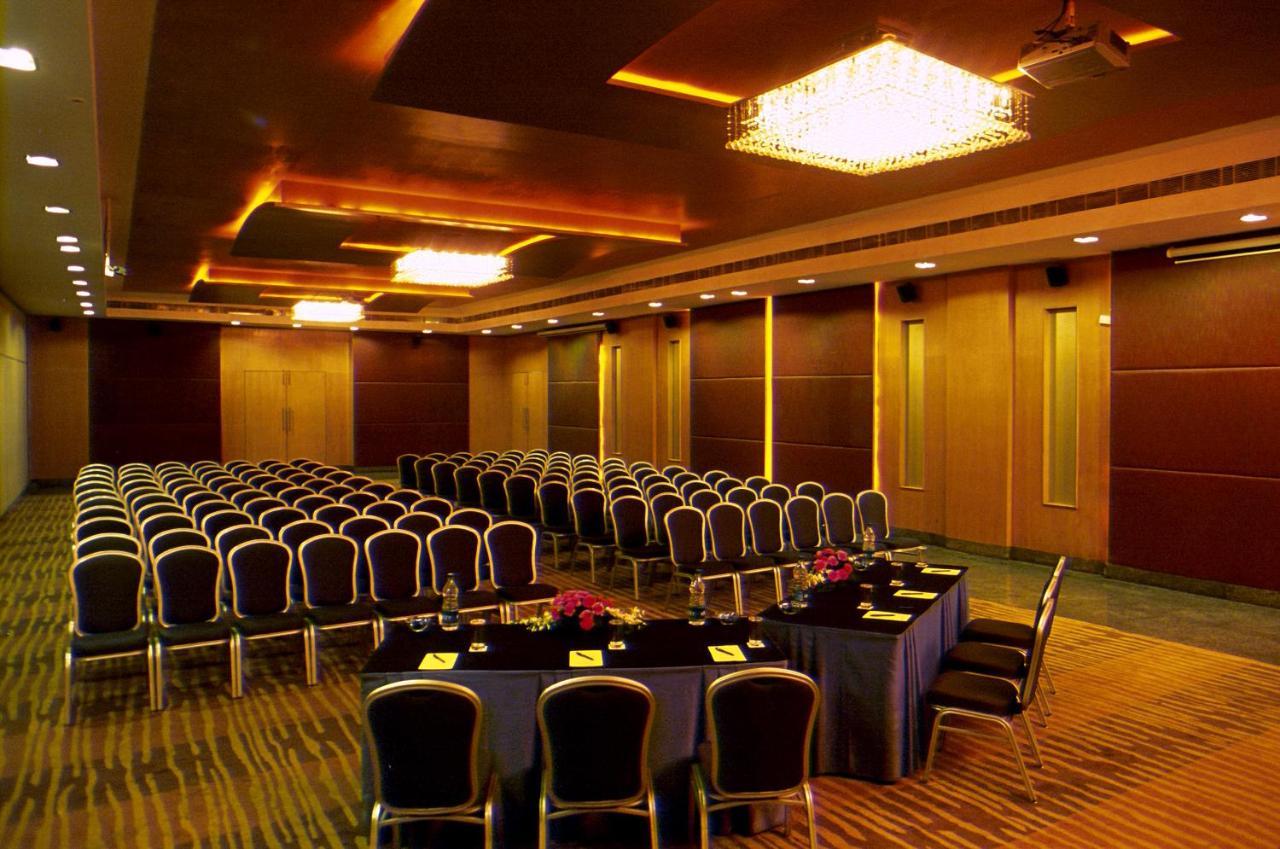 Katriya Hotel And Tower Hyderabad Eksteriør billede